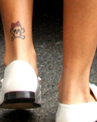 Rihanna’s Cute Ankle Skull Tattoo