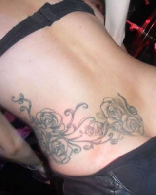 Lady Gaga’s Roses Tattoo on Her Lower Back / Waist