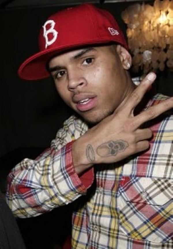 Chrs Brown Hand Tattoo and Wrist Tattoos - Check out Chris Browns Tats