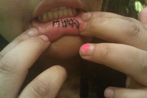 nicki minaj fan's tattoo inside her lip