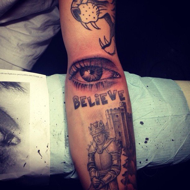 Justin Bieber Adds an Eye Tattoo to His Almost-Sleeve