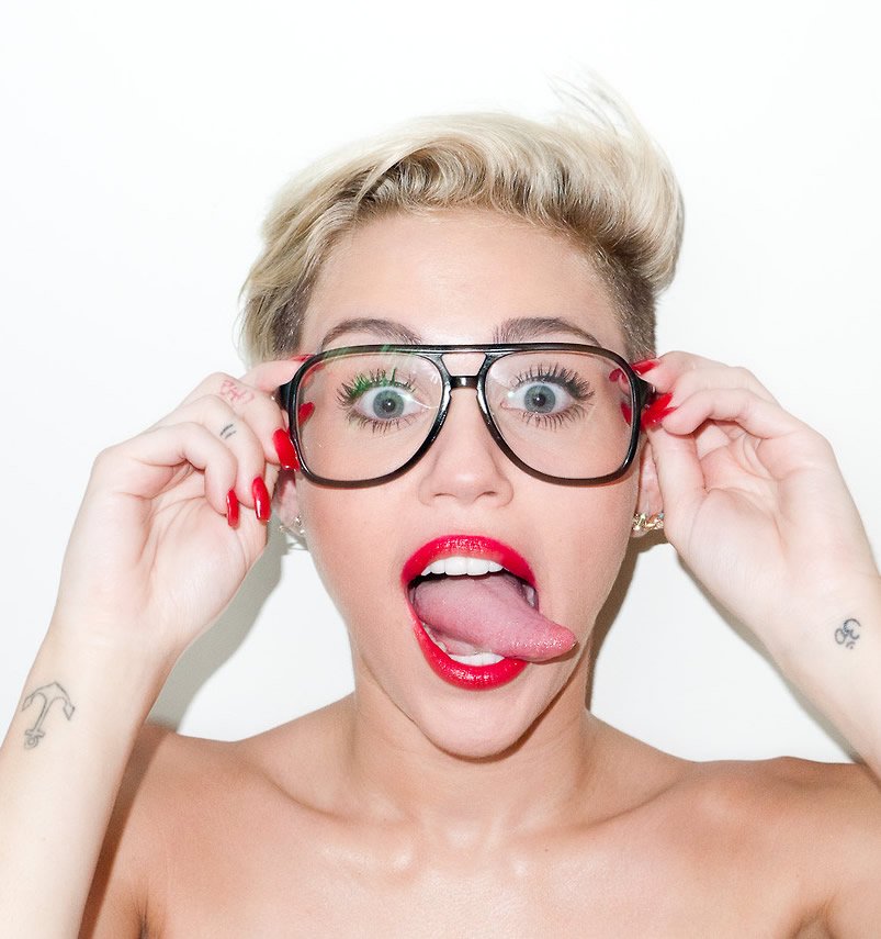 Miley Cyrus is “Freakishly” Afraid of Needles…Yet Has 22 Tattoos and Counting