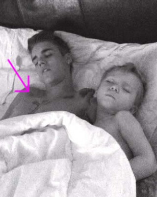 Justin Bieber’s New Cross Chest Tattoo Revealed in Intimate Photo
