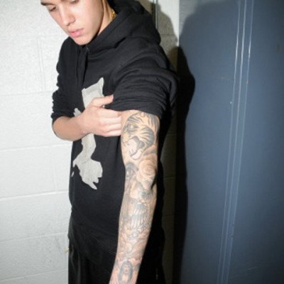 Justin Bieber’s Jailhouse Tattoo Pics Released, Will His Next Tat Be a Prison-style Teardrop?
