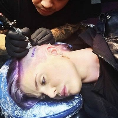 Yes, Kelly Osbourne Got a Tattoo on the Side of Her Head…