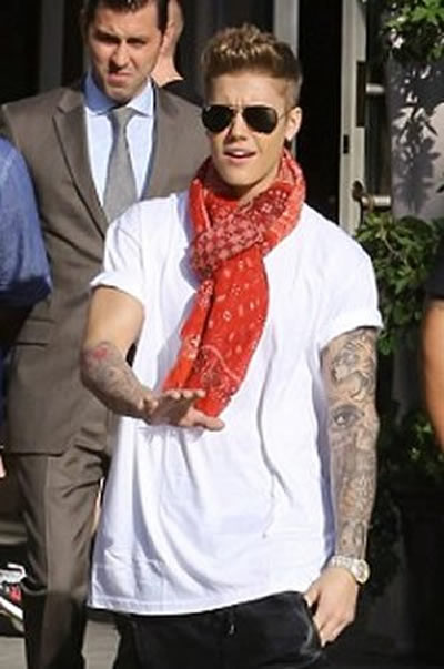 Obviously, Justin Bieber is Not “Done With Tats for Awhile” Like He Claims