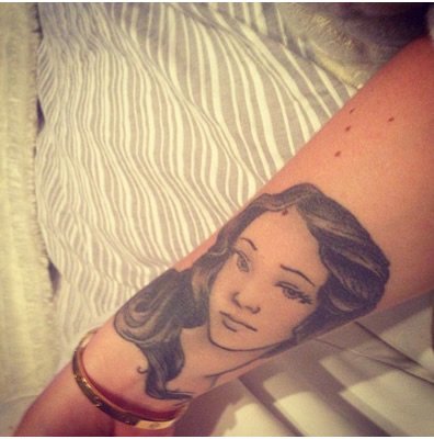 iggy-azalea-tattoo-arm-birth-of-venus-tattoo