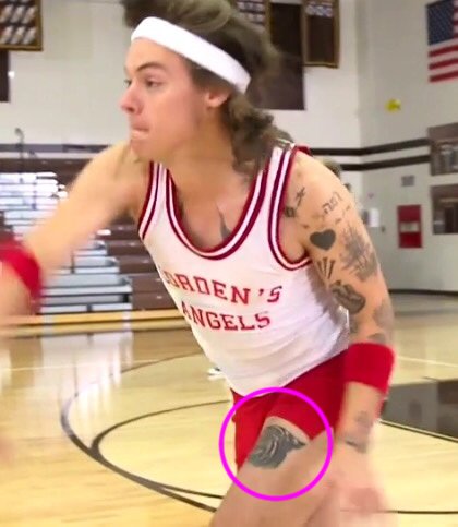 Okay, Seriously, What the Heck is That New Tattoo on Harry’s Thigh?