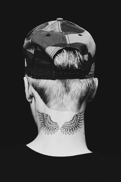 Justin Bieber Gets New Angel Wings Tattoo on the Back of His Neck!-  PopStarTats