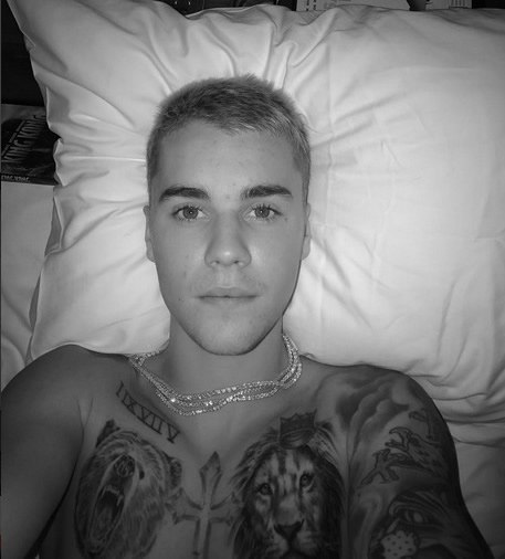 Justin Bieber Reps the King of the Jungle with New Lion Chest Tattoo-  PopStarTats