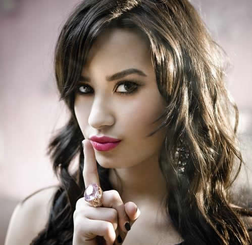 Demi Lovato Says She Is Regretting Her Tattoos :(