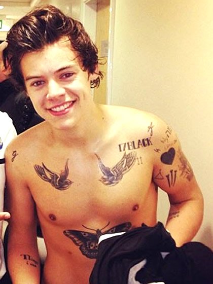 Harry Styles covers tattoos for shirtless Don't Worry Darling scenes |  Metro News