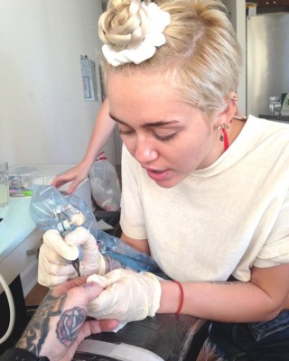 Donate to “My Friend’s Place” Organization, Get a New Tattoo Designed by Miley Cyrus