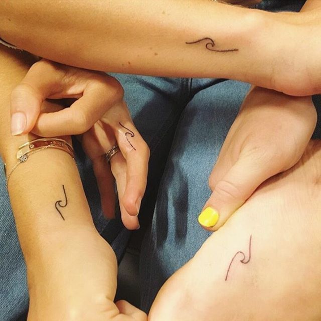 Miley Cyrus’ Matching Tattoo with Chris Hemsworth’s Wife Was Designed by Kelly Slater